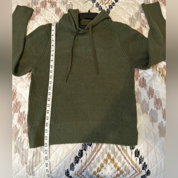 Witty Fox Women's Textured Hoodie Sweater. Green. Size Small. NWOT - Picture 10 of 10